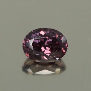 ColorChangeGarnet_oval_6.5x5.0mm_1.19cts_N_cc358_day
