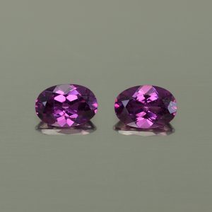 PurpleGarnet_oval_pair_6.5x4.5mm_1.37cts_N_pl521