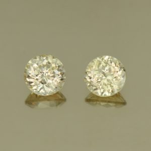 ChampagneZircon_round_pair_4.5mm_1.12cts_N_zn3966