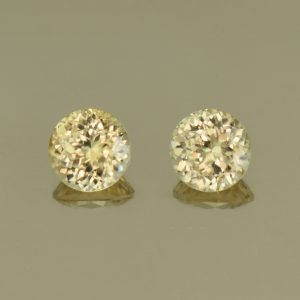 ChampagneZircon_round_pair_5.0mm_1.52cts_N_zn3979_SOLD