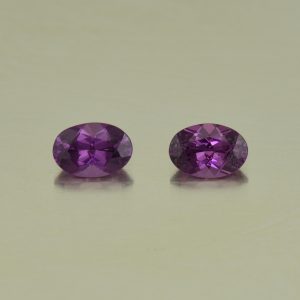 PurpleGarnet_oval_pair_6.5x4.5mm_1.40cts_N_pl607