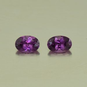 PurpleGarnet_oval_pair_6.5x4.5mm_1.46cts_N_pl526