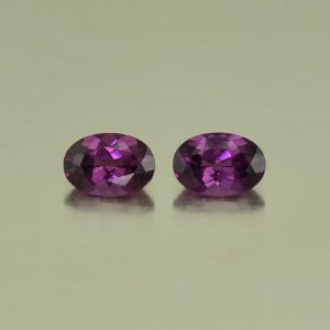 PurpleGarnet_oval_pair_6.5x4.5mm_1.50cts_N_pl527