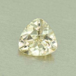 ChampagneZircon_trill_7.9mm_2.37cts_H_zn5332