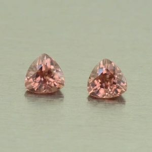 RoseZircon_trill_pair_5.0mm_1.41cts_H_zn5418
