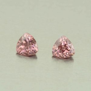 RoseZircon_trill_pair_6.2mm_2.46cts_H_zn3106