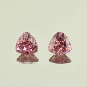 RoseZircon_trill_pair_7.0mm_3.44cts_H_zn5436