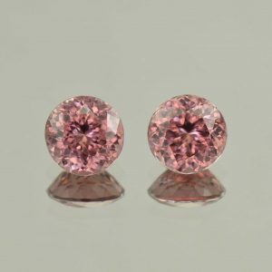 RoseZircon_round_pair_8.5mm_7.30cts_H_zn5702