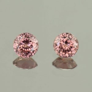 RoseZircon_round_pair_5.5mm_1.79cts_H_zn5732