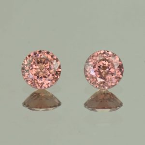 RoseZircon_round_pair_5.5mm_1.84cts_H_zn5737