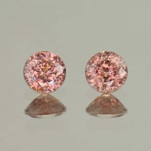 RoseZircon_round_pair_5.5mm_1.95cts_H_zn5745