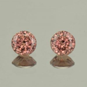 RoseZircon_round_pair_6.0mm_2.66cts_H_zn5783