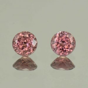 RoseZircon_round_pair_6.0mm_2.73cts_H_zn5785