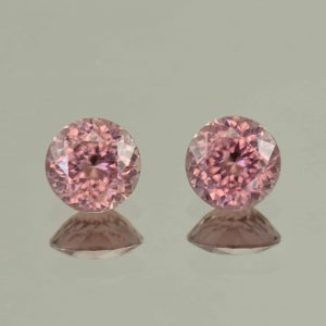 RoseZircon_round_pair_7.0mm_3.95cts_H_zn5796