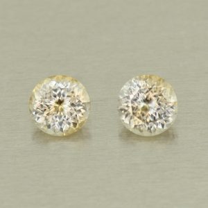 ChampagneZircon_round_pair_6.0mm_2.45cts_N_zn5880