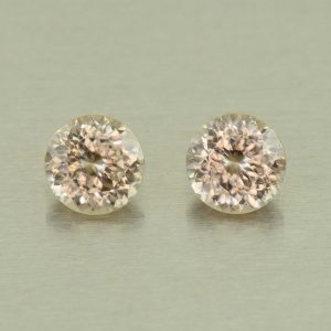 ChampagneZircon_round_pair_7.0mm_4.14cts_N_zn5899