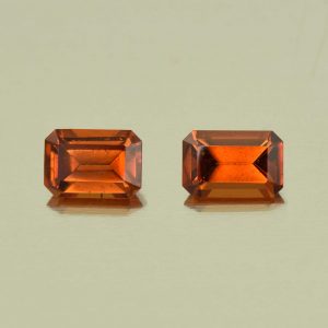 OrangeGrossular_eme_cut_pair_6.0x4.0mm_1.28cts_N_og208