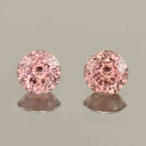 RoseZircon_round_pair_6.5mm_2.94cts_H_zn6080