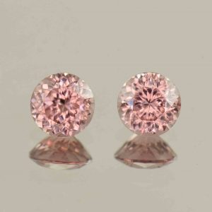 RoseZircon_round_pair_6.5mm_3.20cts_H_zn6114