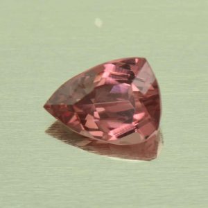 PeachSpinel_drop_trill_6.8x5.0mm_0.80cts_N_sp813