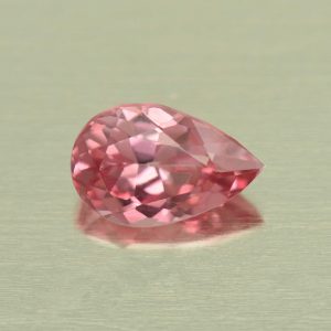 PeachSpinel_pear_7.9x5.1mm_1.02cts_N_sp814