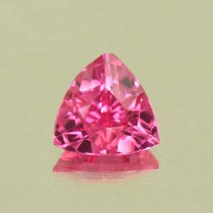 PinkSpinel_trill_4.1mm_0.27cts_N_sp828