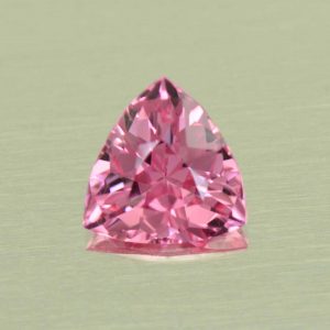 PinkSpinel_trill_5.7mm_0.56cts_N_sp829
