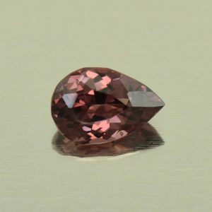 PurpleSpinel_pear_7.3x5.1mm_0.99cts_N_sp835