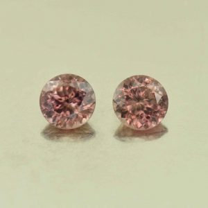 RoseZircon_round_pair_5.5mm_1.89cts_H_zn6153
