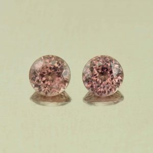 RoseZircon_round_pair_5.5mm_1.99cts_H_zn5548