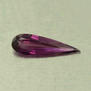 PurpleGarnet_pear_15.3x4.7mm_1.36cts_N_pl285