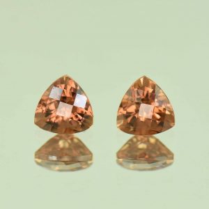 ImperialZircon_ch_trill_pair_5.5mm_1.92cts_H_zn6741