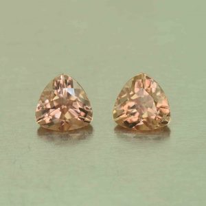 ImperialZircon_trill_pair_6.0mm_2.32cts_H_zn3035