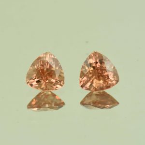 ImperialZircon_trillion_pair_6.5mm_6.7mm_2.73cts_H_zn6821