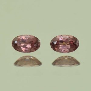 RoseZircon_oval_pair_5.5x3.5mm_0.84cts_H_zn6907