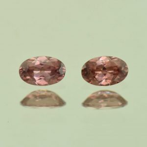 RoseZircon_oval_pair_5.5x3.5mm_0.88cts_H_zn6909