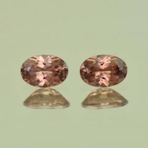RoseZircon_oval_pair_6.5x4.5mm_1.64cts_H_zn6917