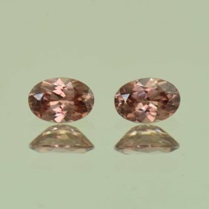 RoseZircon_oval_pair_6.5x4.5mm_1.64cts_H_zn6918