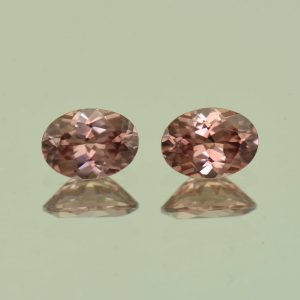 RoseZircon_oval_pair_7.5x5.5mm_2.69cts_H_zn6922