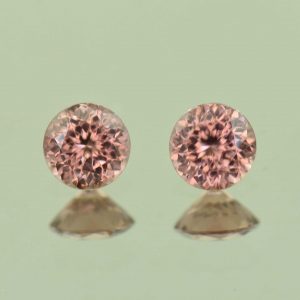 RoseZircon_round_pair_4.5mm_0.99cts_H_zn6942