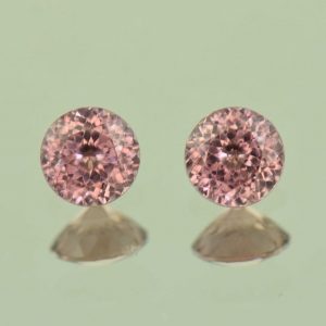 RoseZircon_round_pair_4.5mm_1.01cts_H_zn6945