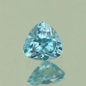 BlueZircon_trill_5.0mm_0.70cts_H_zn5570