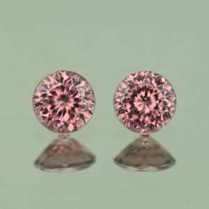 RoseZircon_round_pair_1.06cts_4.5mm_H_zn6957