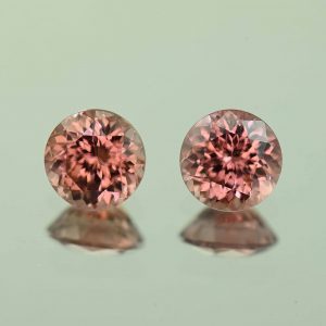 RoseZircon_round_pair_6.5mm_3.26cts_H_zn3091