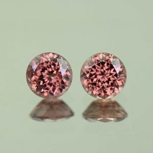 RoseZircon_round_pair_6.5mm_3.37cts_H_zn3095