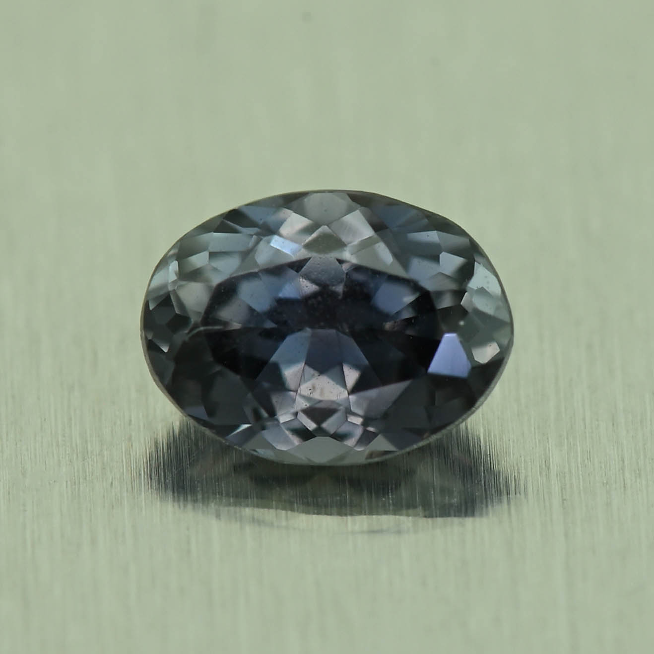 ColorChangeSapphire_oval_5.9x4.4mm_0.63cts_N_sa737_day
