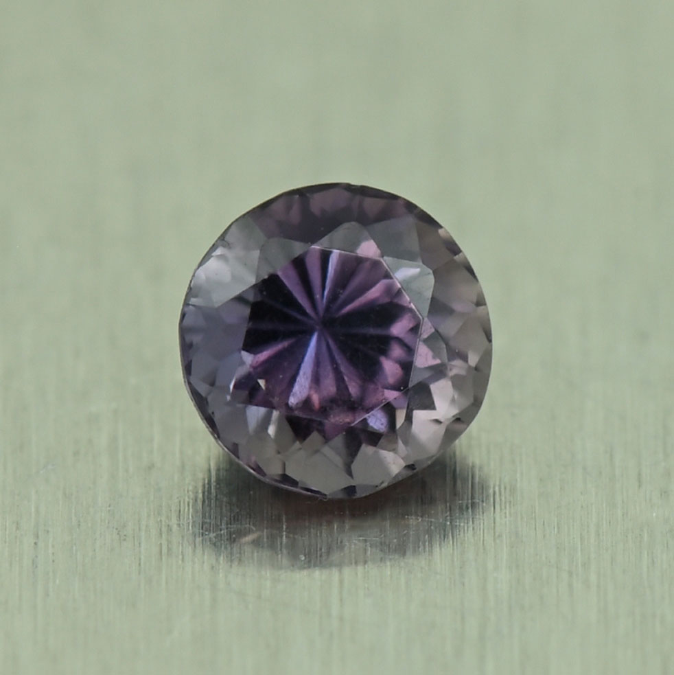 ColorChangeSapphire_round_3.9mm_0.32cts_N_sa753_day
