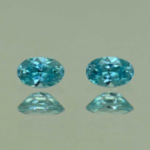 BlueZircon_oval_pair_5.4x3.5mm_0.96cts_H_zn4767