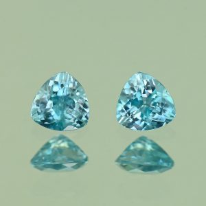 BlueZircon_trill_pair_4.0mm_0.75cts_H_zn4783