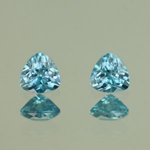BlueZircon_trill_pair_4.5mm_0.99cts_H_zn4794